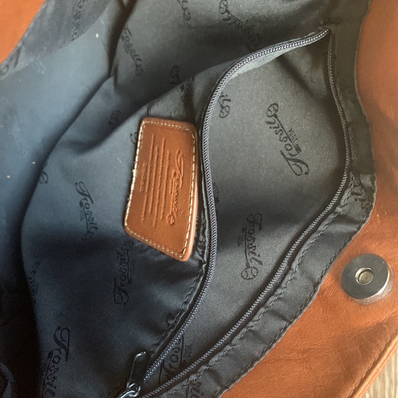 Fossil Leather Shoulder Bag - Picture 5 of 16